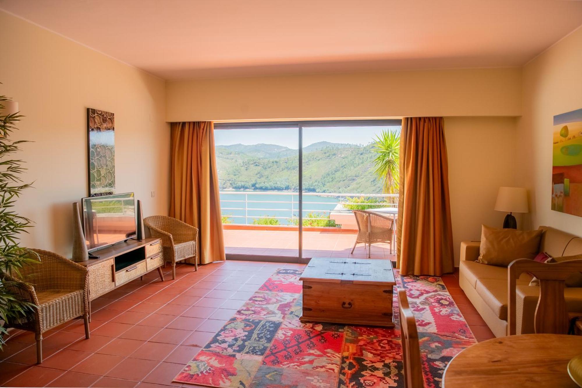 Apartamentos Do Lago Ferreira do Zêzere Zimmer foto
